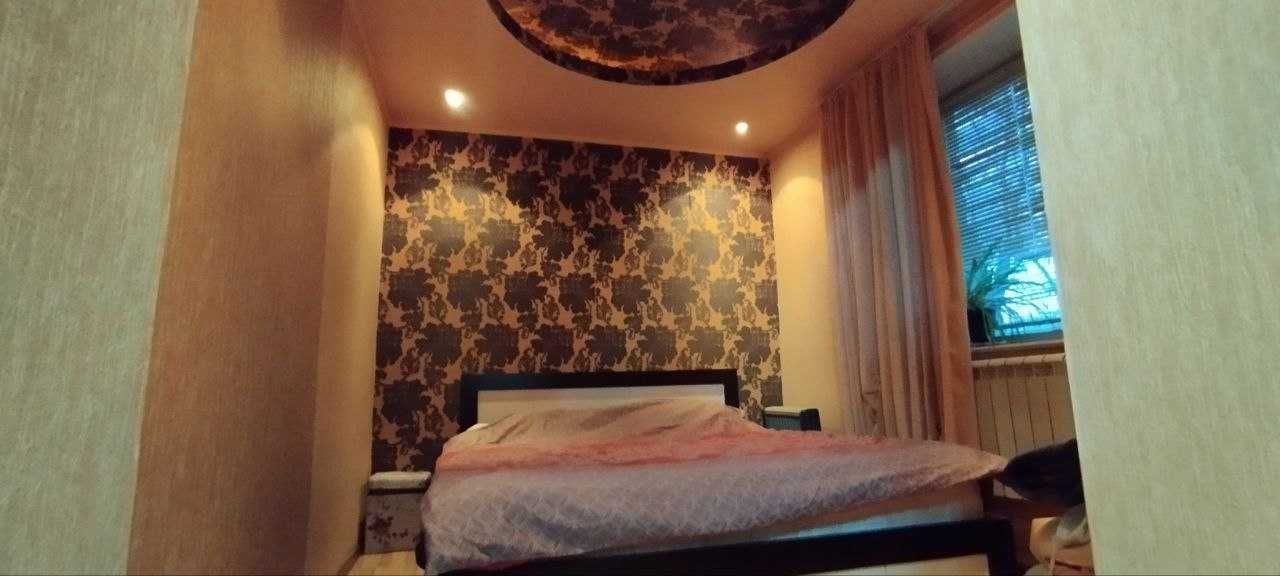 Ц1 4х комнатная спец план! 108 кв м! балкон 2*6. Кирпич