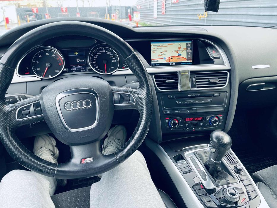 Audi -A5 -Coupe-S/line