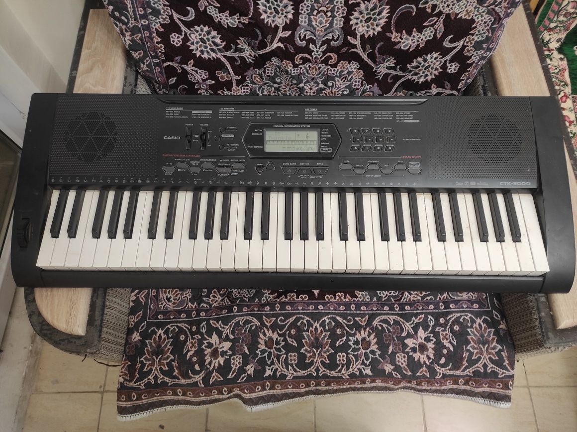 Продаем Ямаха casio в рабочем состоянии