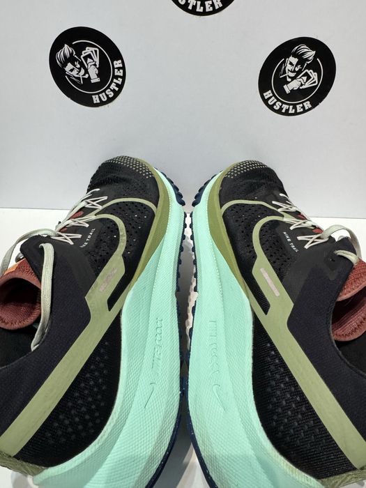 Маратонки NIKE REACT PEGASUS TRAIL 4 .Номер 38.5