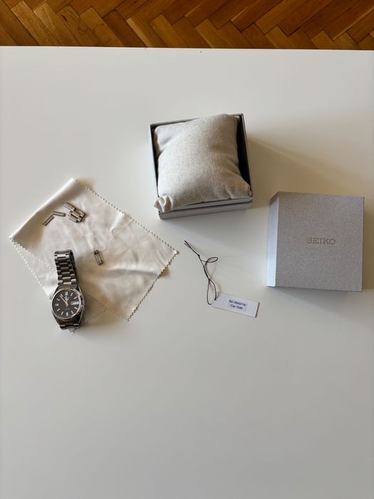 Seiko 5 SNXS77K1 Automatic- РЕЗЕРВИРАН!!!