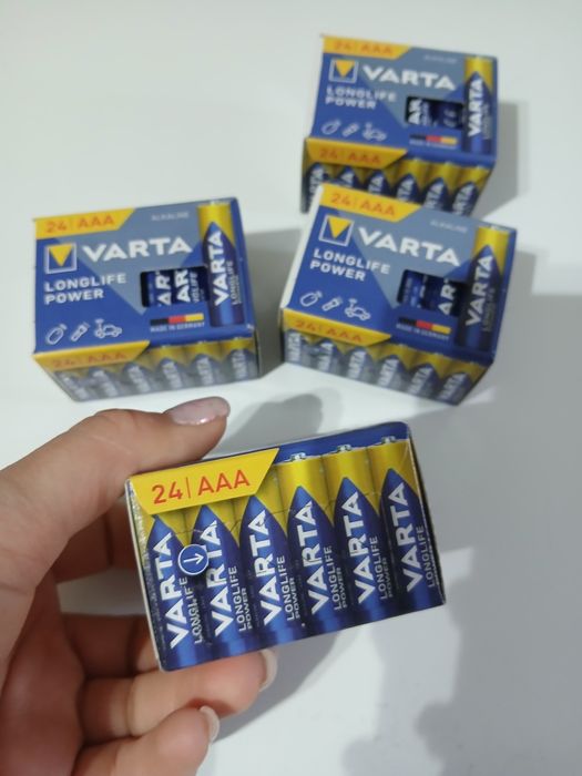 Set 24 baterii Varta AAA