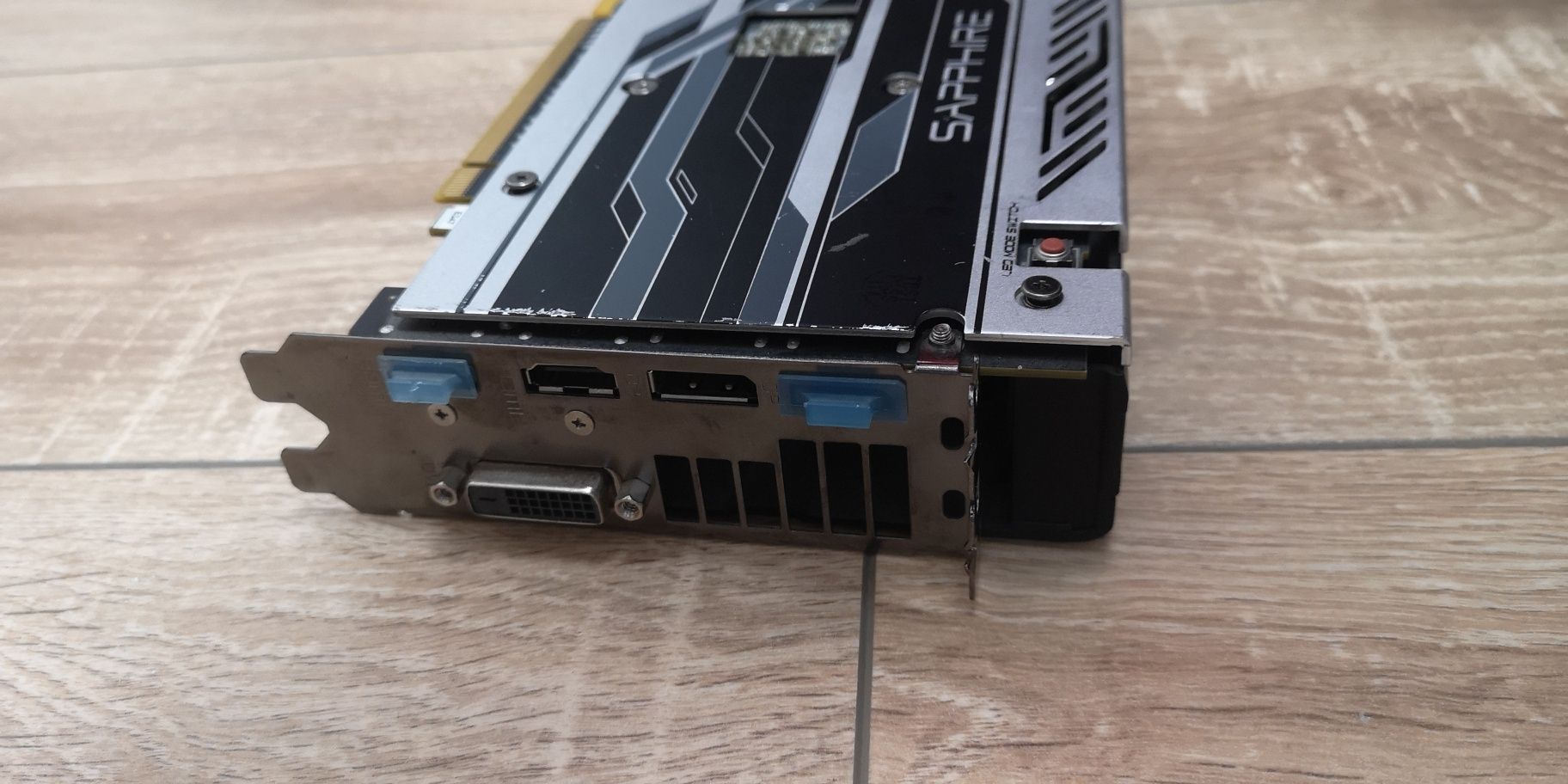 Placa video Sapphire Nitro Radeon RX480 4GB