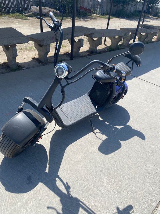 Vând scuter electric