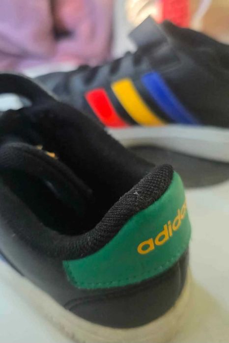 Детски маратонки Adidas-номер 32