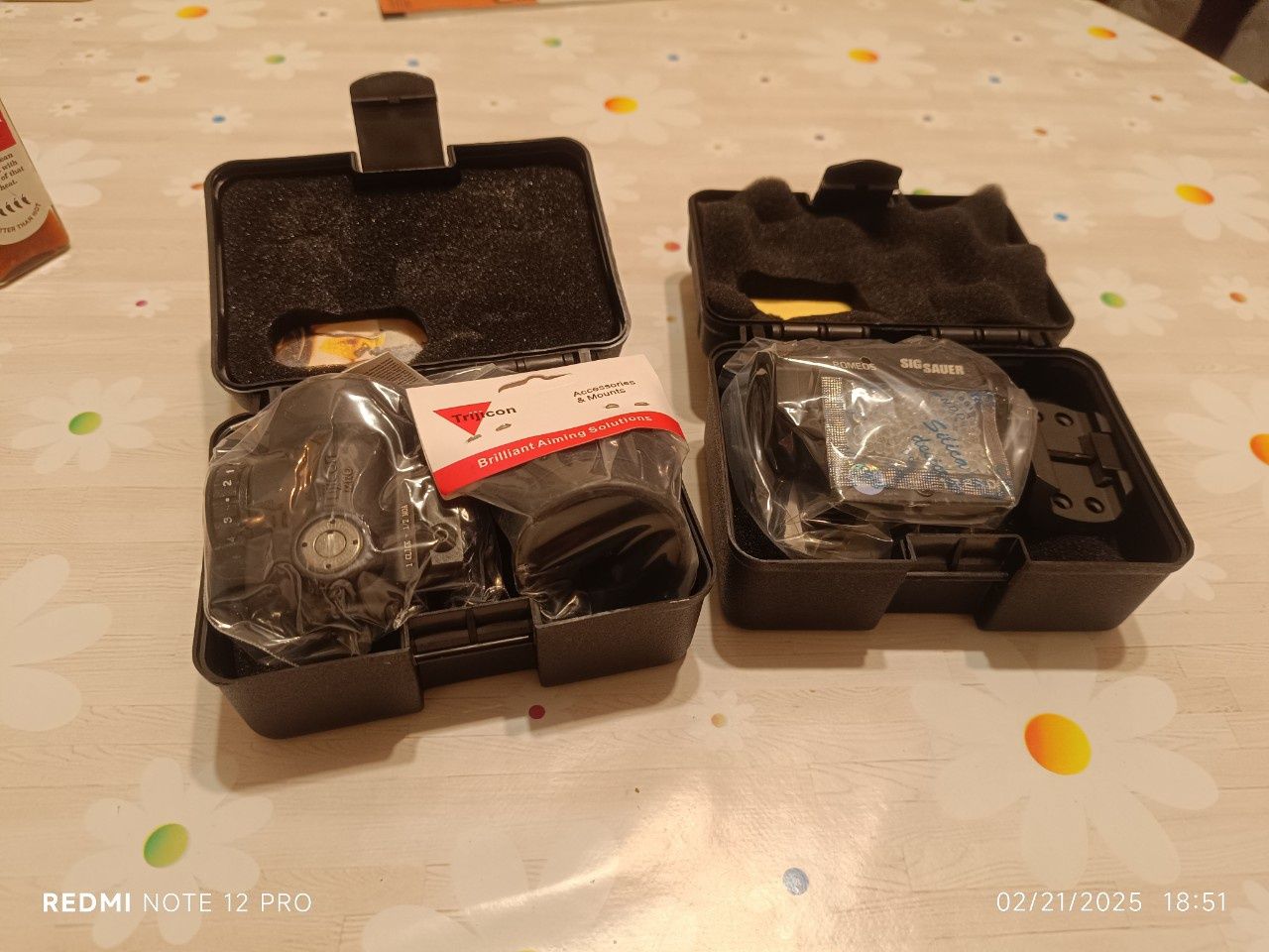 Бързомер Trijicon и  Sig Sauer
