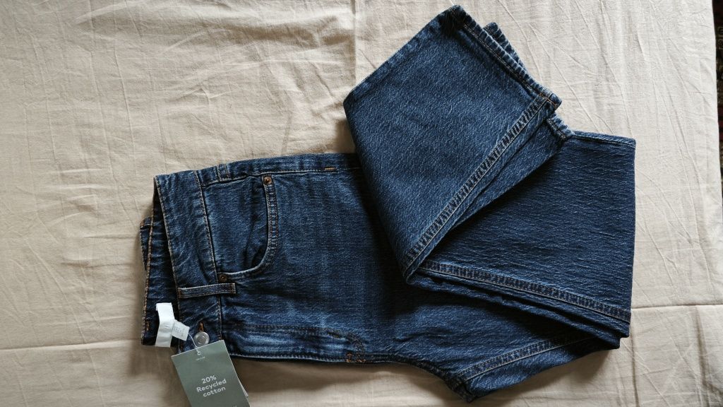 Женские джинсы от  H&M