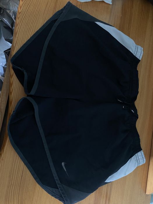 Спортни Женски къси панталони.