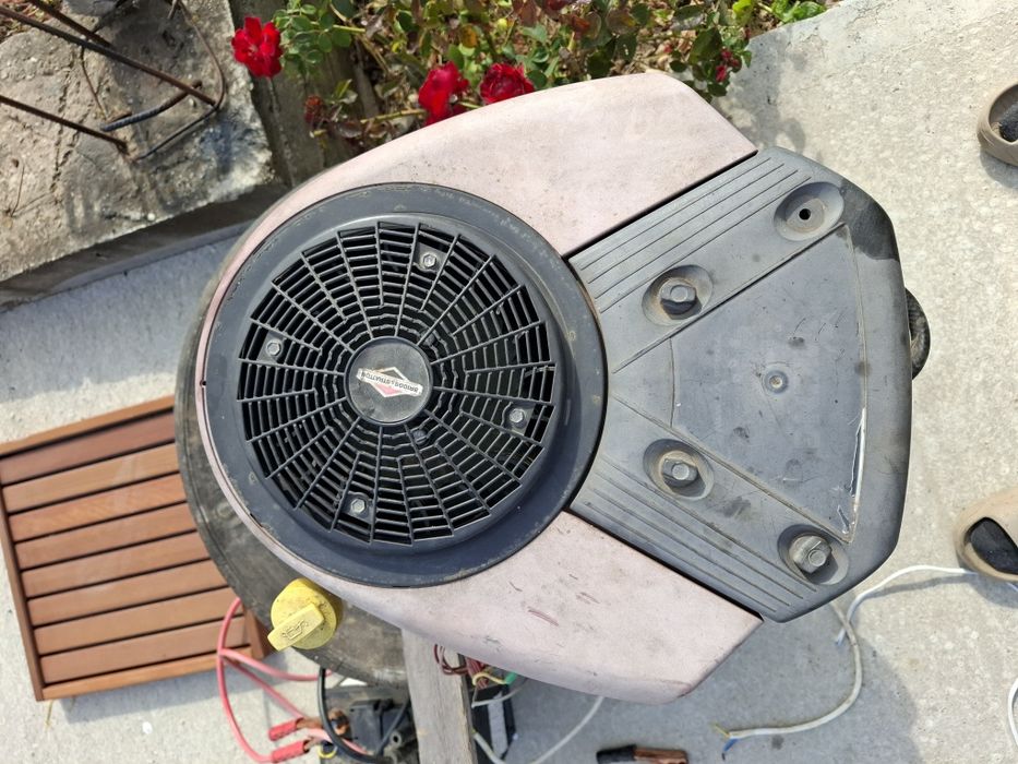 Motor 22/25 cai Briggs Stratton