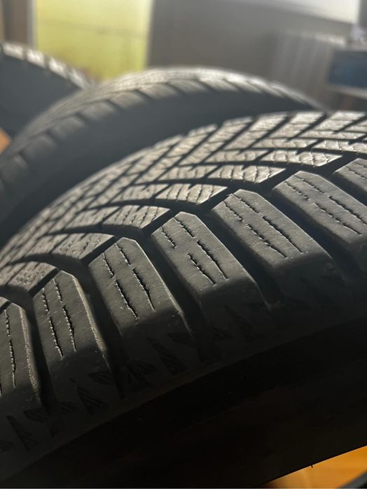 Yokohama BLUEARTH 225 45 17 Гуми