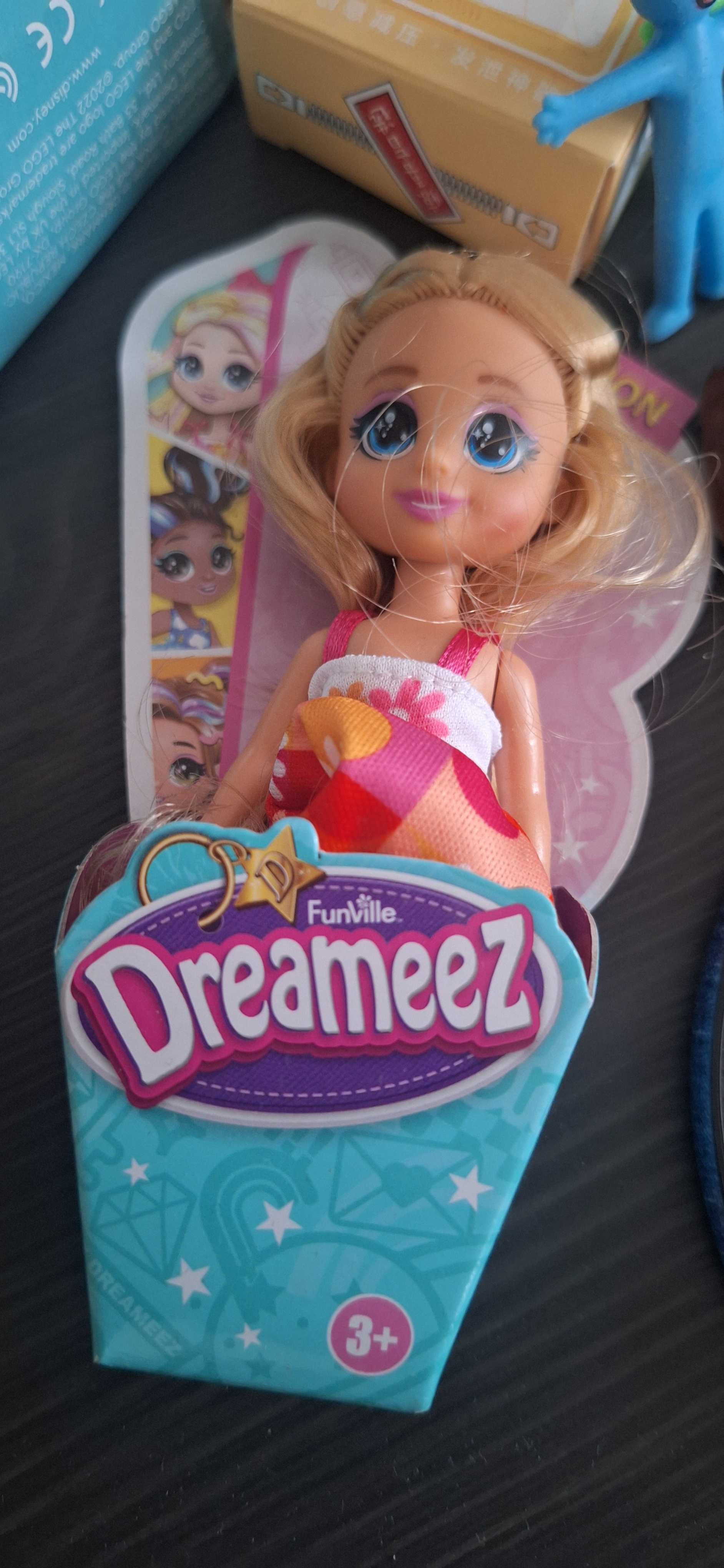 Играчки за момиче