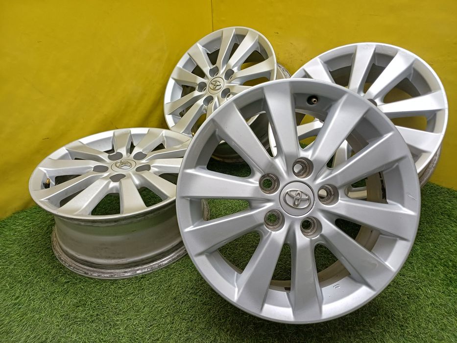 Диски R16 5x114.3 на Toyota и другие.