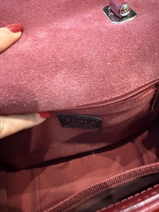 Червена кожена чанта FURLA