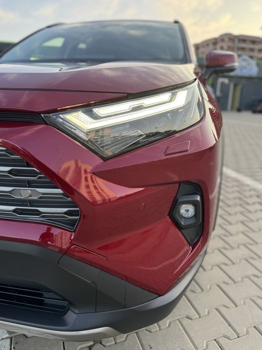 Toyota Rav 4 Luxury 2024