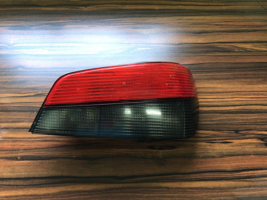 Стоп десен Peugeot 306 модел 1997-2001г. Valeo2321D. #062V.