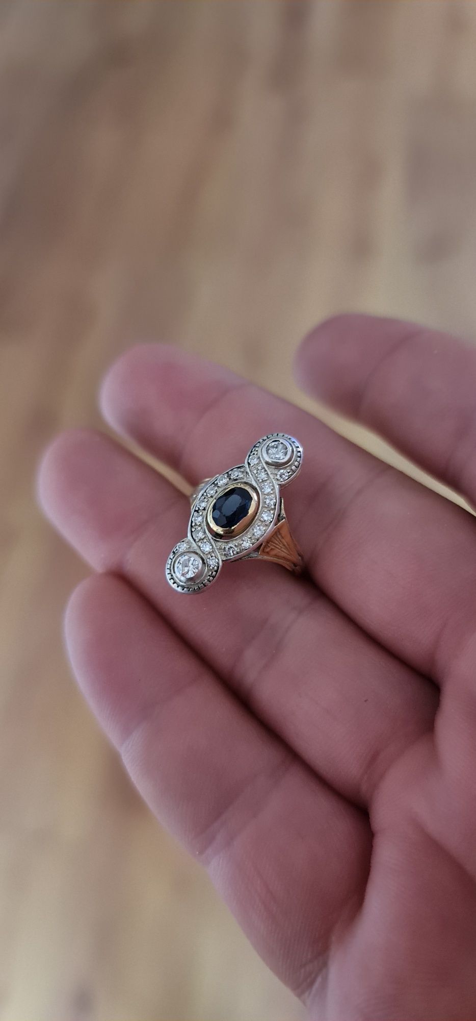 Inel aur 18 k diamante si safir natural