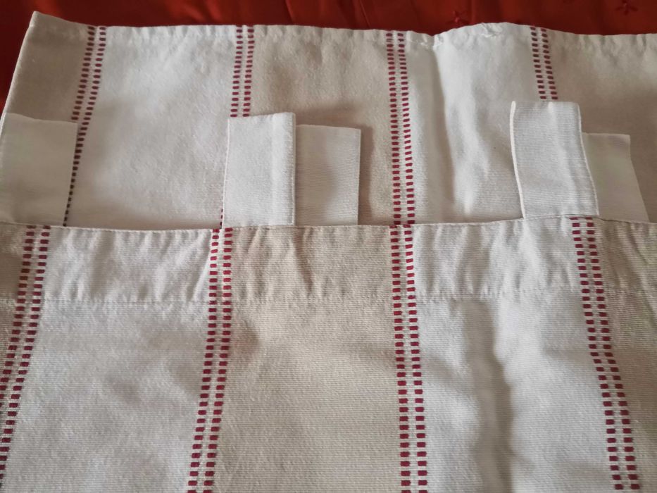 Draperii cu agățători (2 bucati)