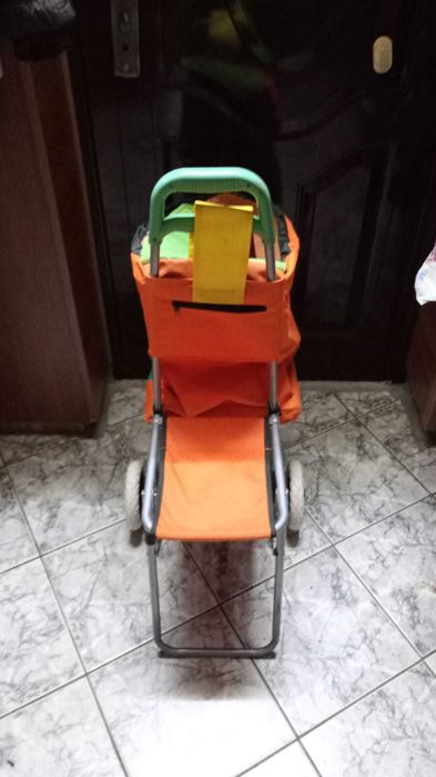 Carucior Catena - prevazut cu scaun pliabil