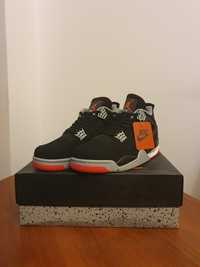 Air Jordan 4 Bred