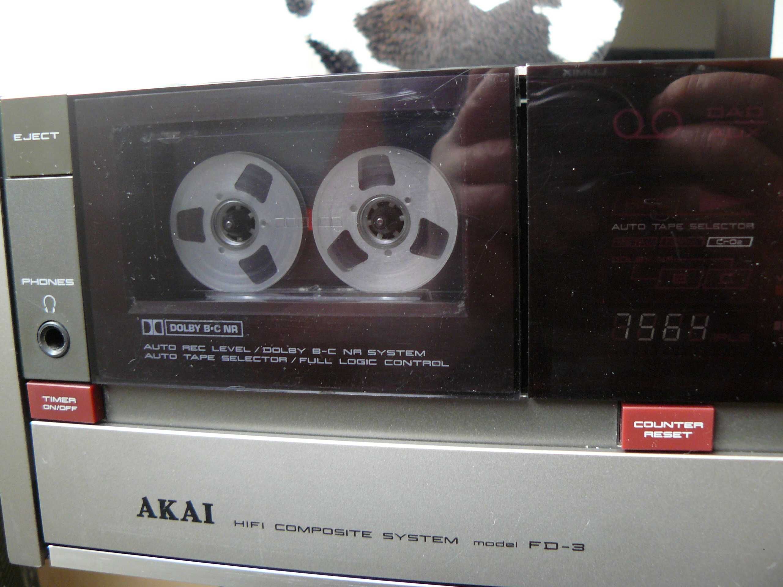 Casetofon-amplificator Akai FD-3(sony,technics)