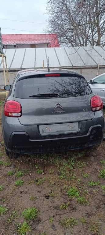 Dezmembrez Citroen C3  1.2B  2017