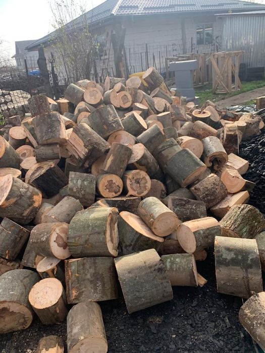 Vând lemne de foc esență tare 100%