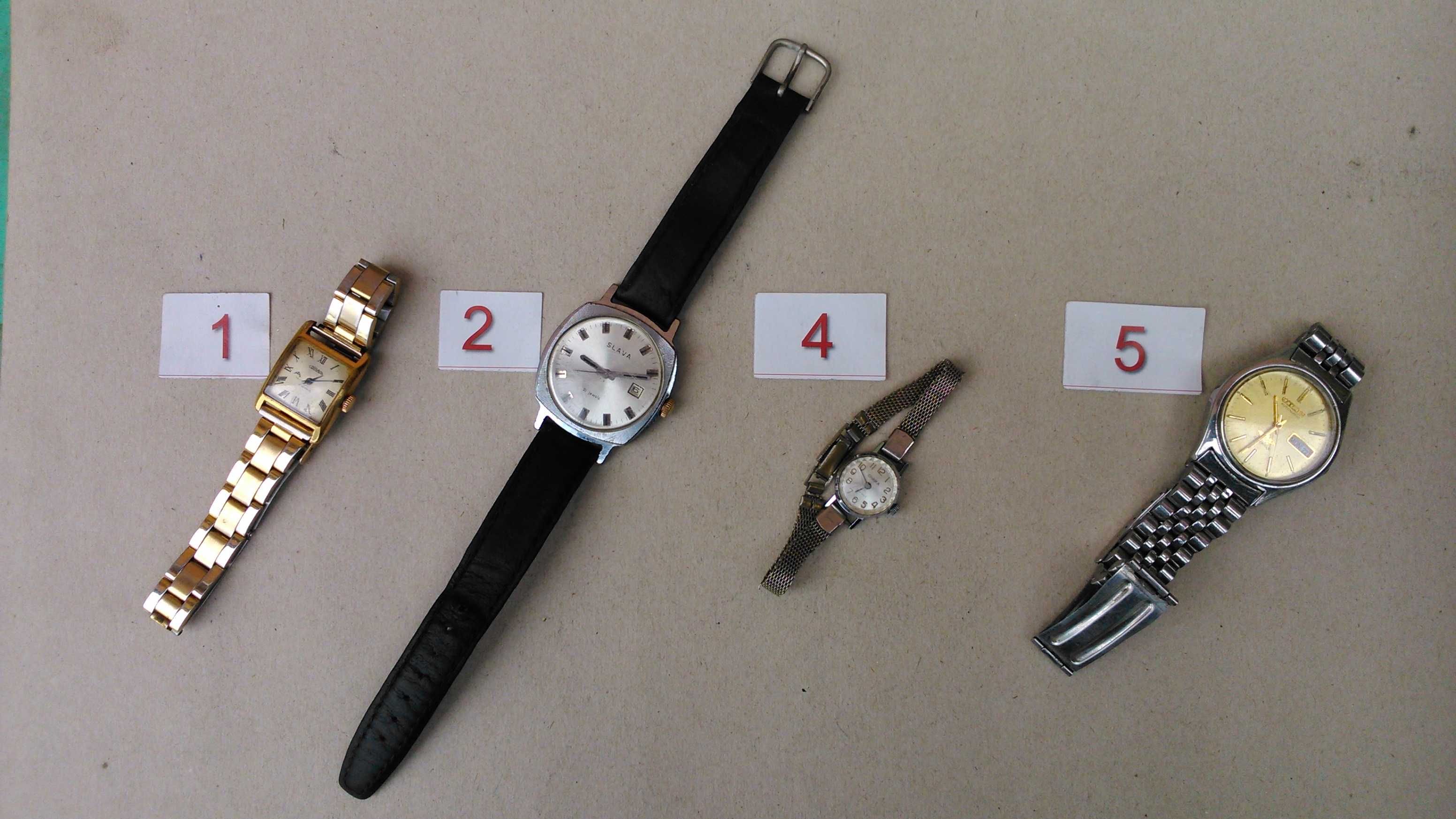 (151) Антикварни механични часовници