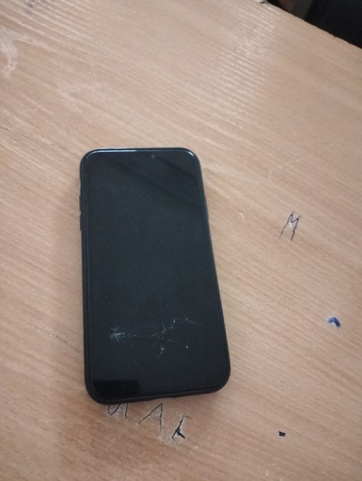 Айфон xr 64гигабайт