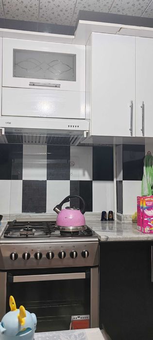 Кухинний мебель.