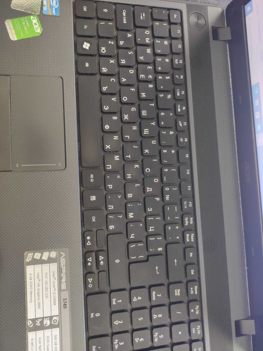 Лаптоп Acer Aspire i3 2350 M 15.6