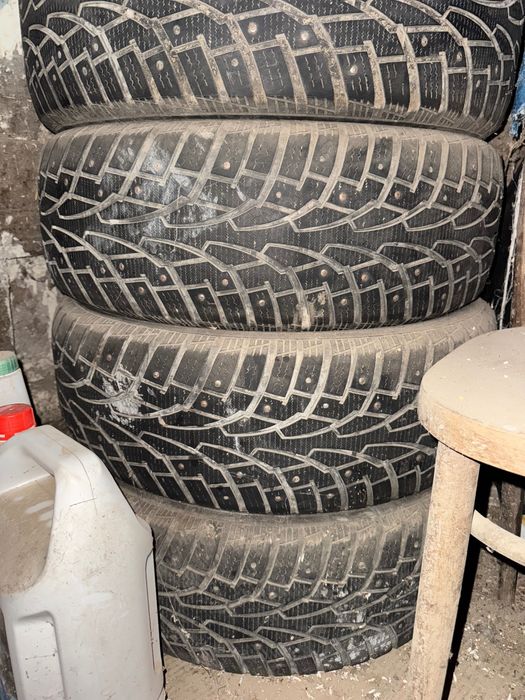 Продам зимние шины