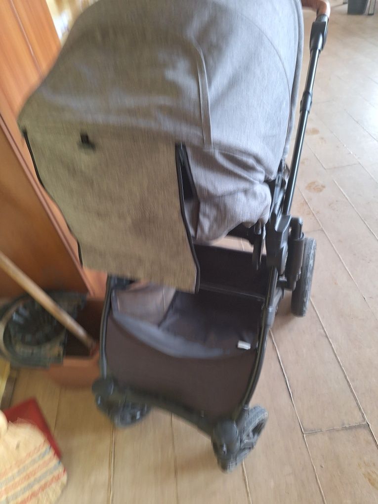 Продавам детска количка запазена