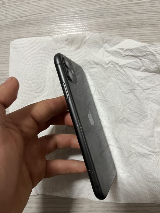 Iphone 11 64gb functioneaza tot inclusiv face id