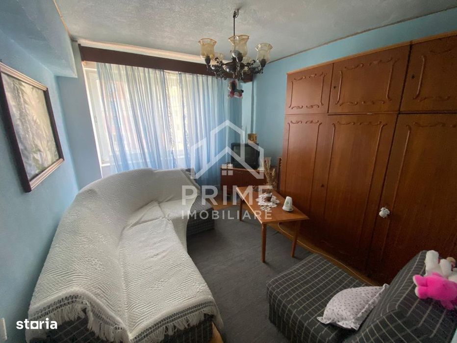 Apartament 3 camere, etaj 2, zona Ampoi 2