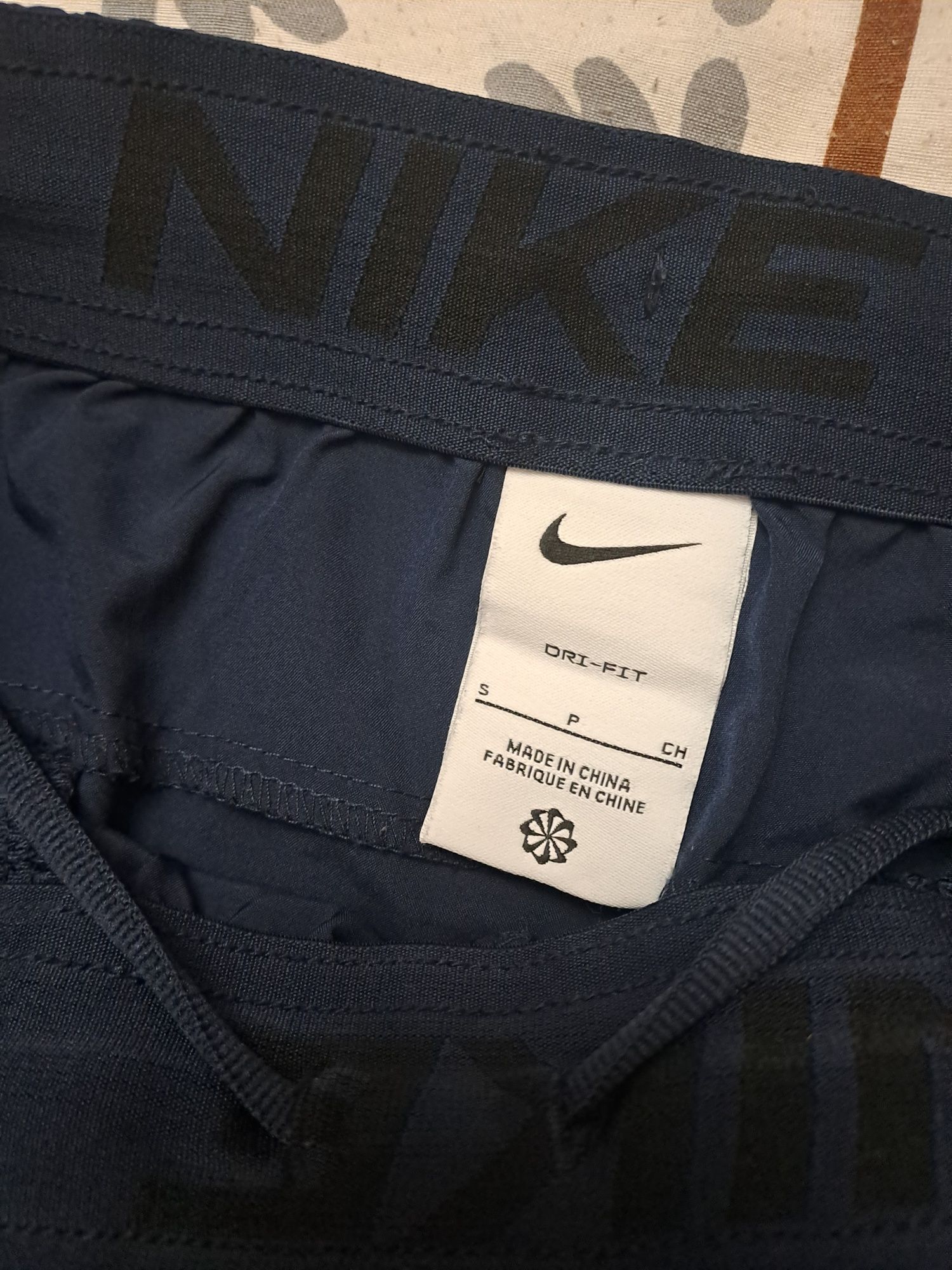 Мъжки къси панталони Nike,S размер