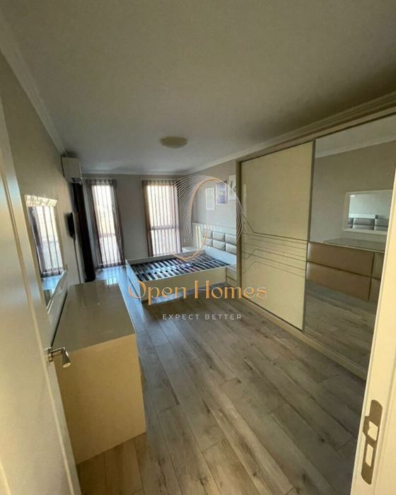 Продава се Тристаен апартамент в Пловдив, Христо Смирненски - 136 кв.м за 1790 €/кв.м - Снимка #10