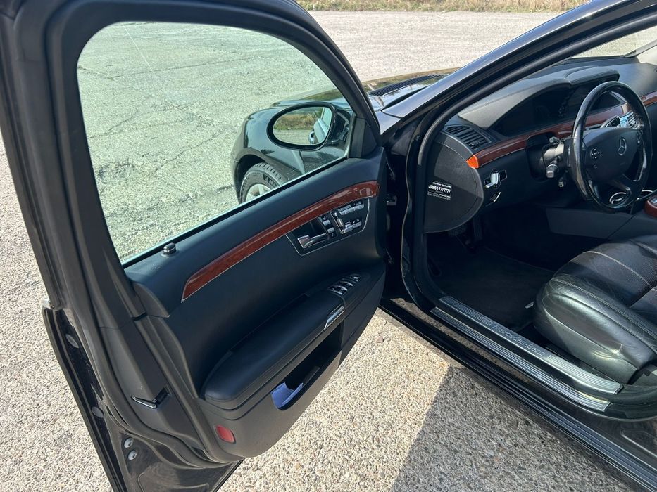 Mercedes S-Class W221 2009