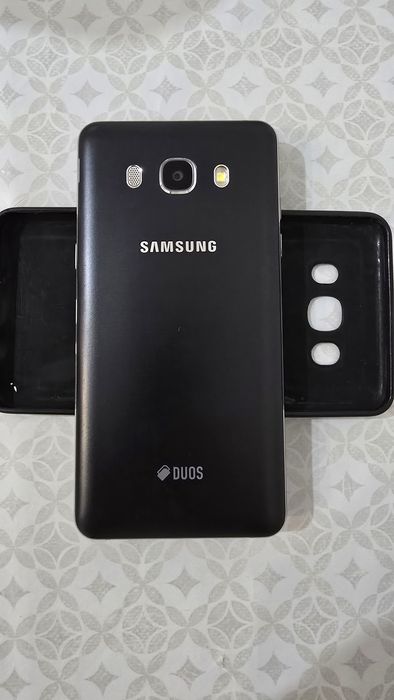 Samsung galaxy j5 duos
