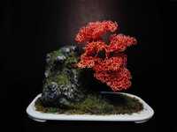 Bonsai decorativ din sârmă de cupru pe stâncă - 15 cm