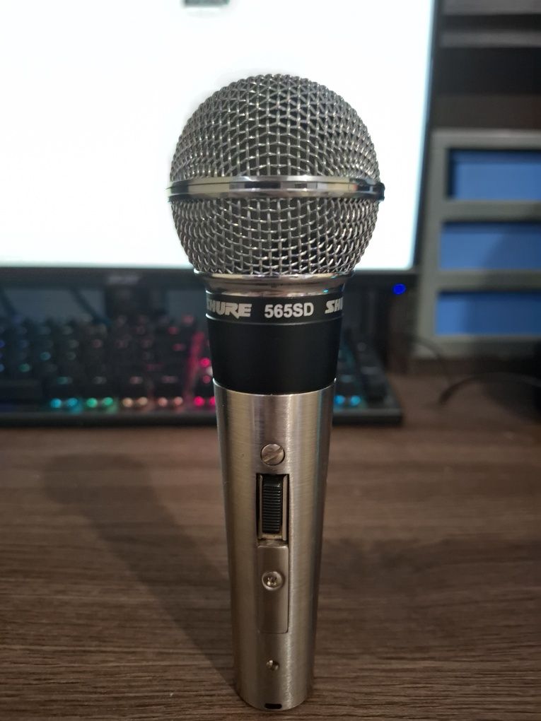 Микрофон:SHURE 565CD-LC