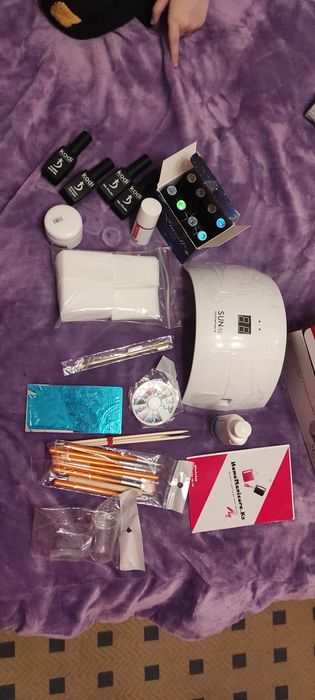 Продам набор для маникюра