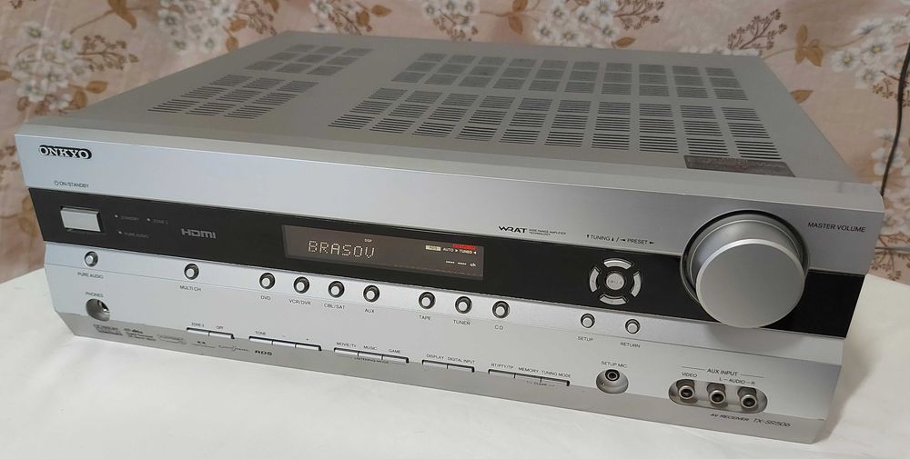 Amplificator cu radio Onkyo TX SR506