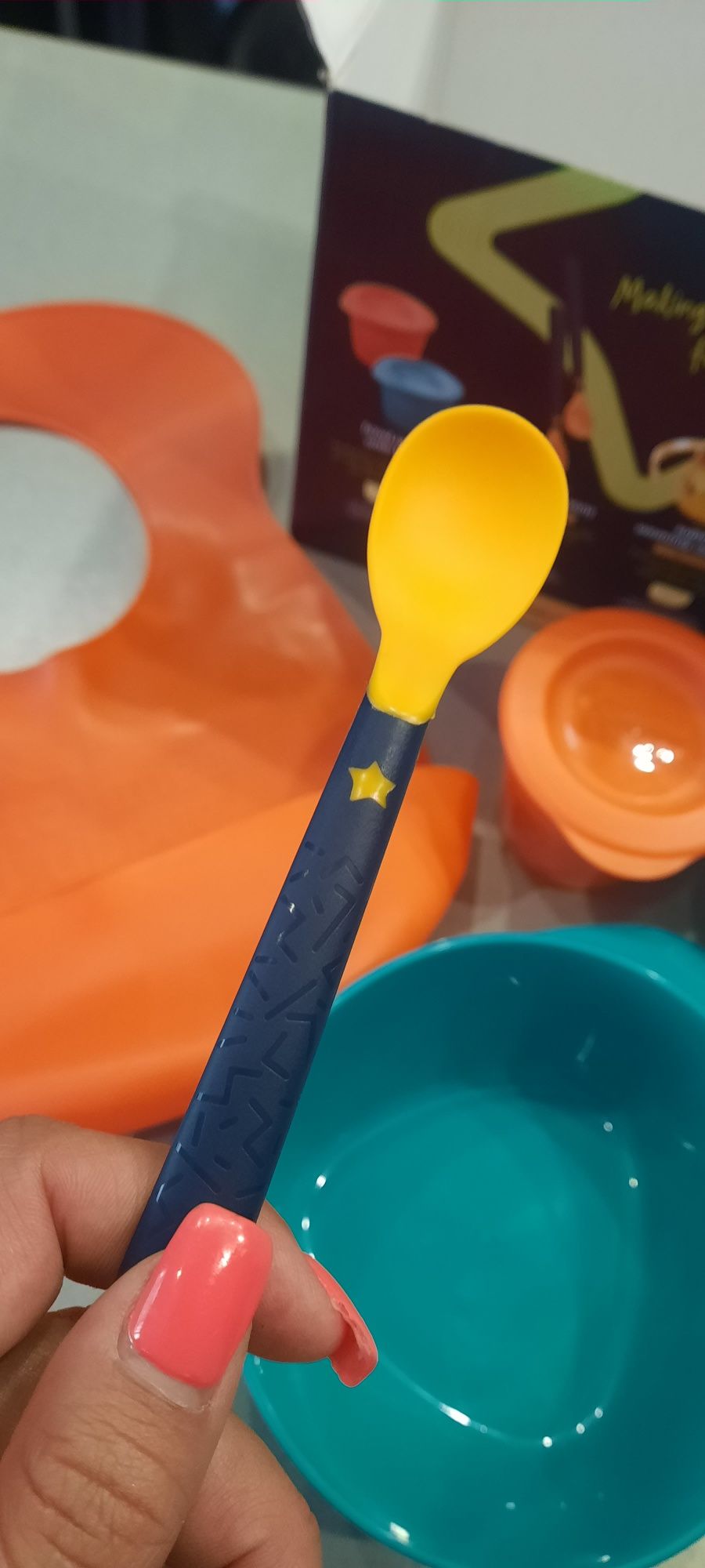 Нов комплект за захранване Tommee Tippee