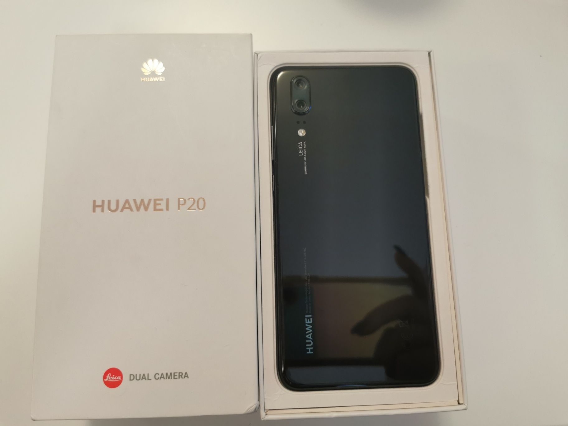 Telefon Huawei P20