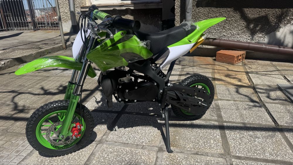 Кросово моторче -49cc