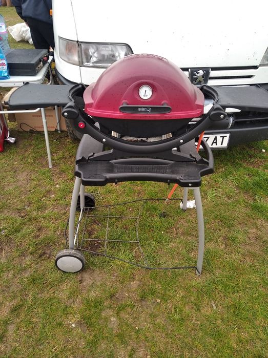 Weber Q120 газово барбекю