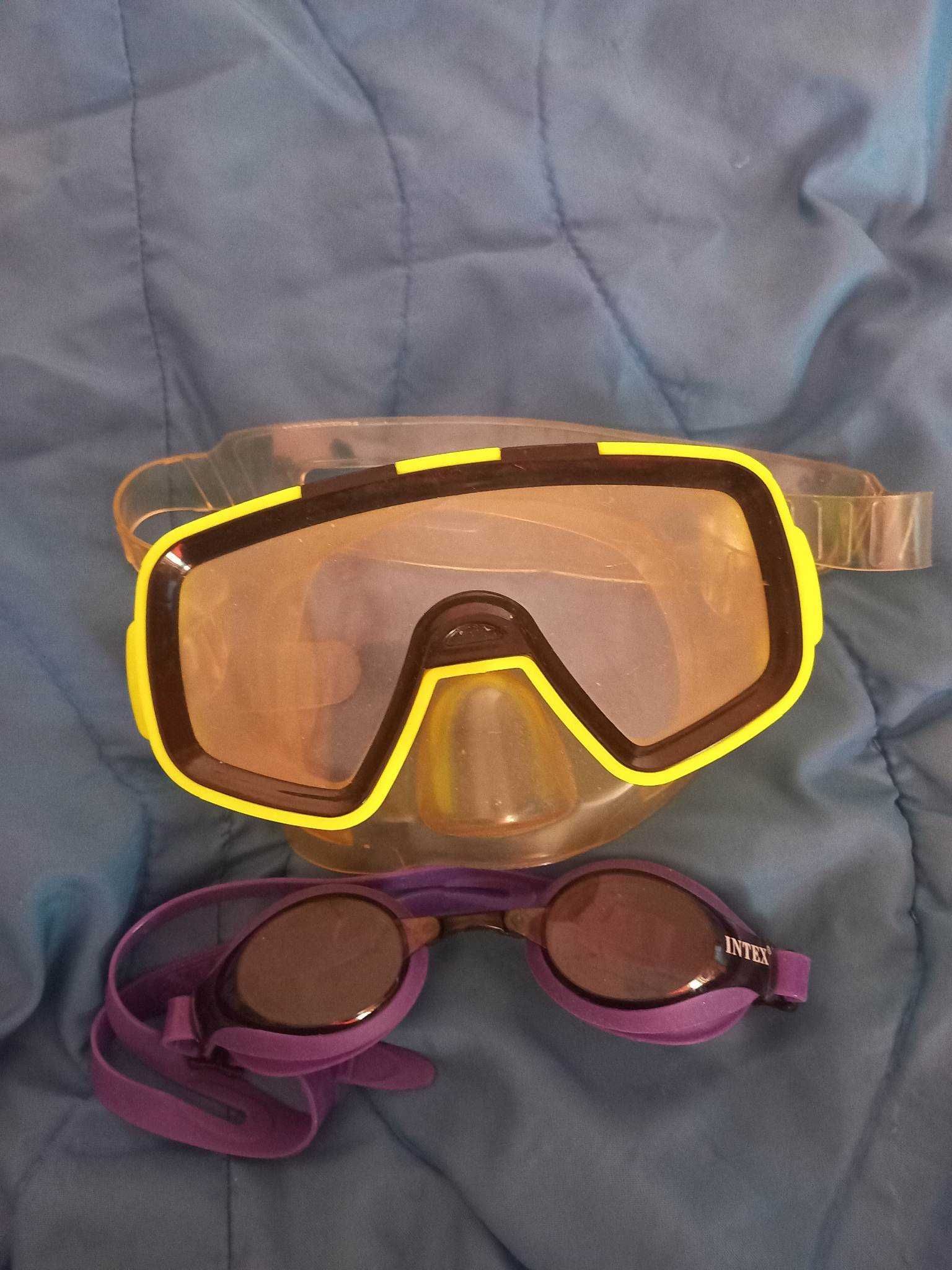 маска и очила за плуване за деца 10 лв всичко