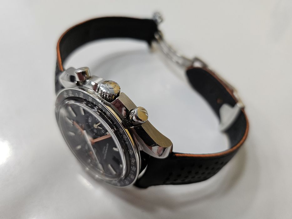 Omega Speedmaster Racing - Black Matt Dial - 44.25mm