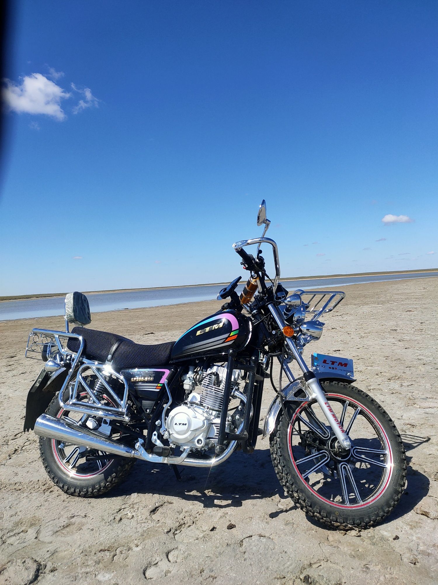 Мотоцикл 200 в14