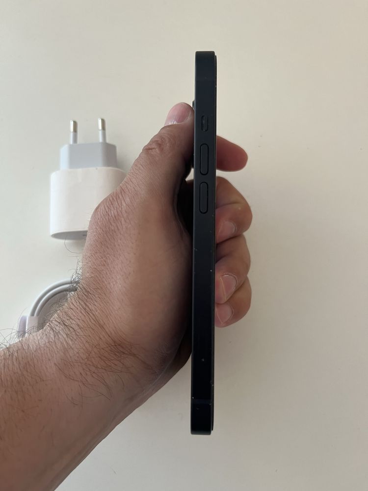 Iphone 13 128GB черен